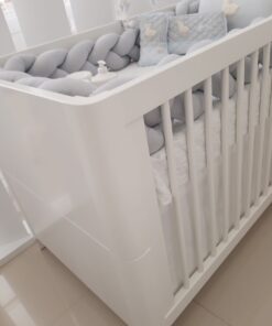 Saia de berço branco