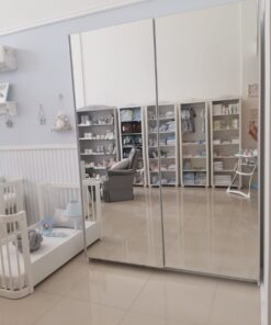 Roupeiro sob medida até 2,3 metros, à vista, consulte