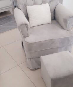 Poltrona Eloísa com balanço com puff - consulte tecidos